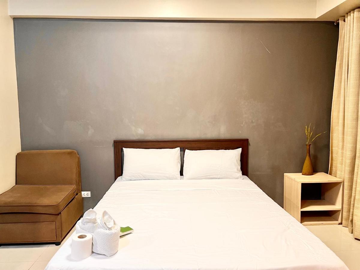 Kiel 5-Star Condo Hotel Across Naia Manila Airport Terminal 3 Pasay Exterior photo
